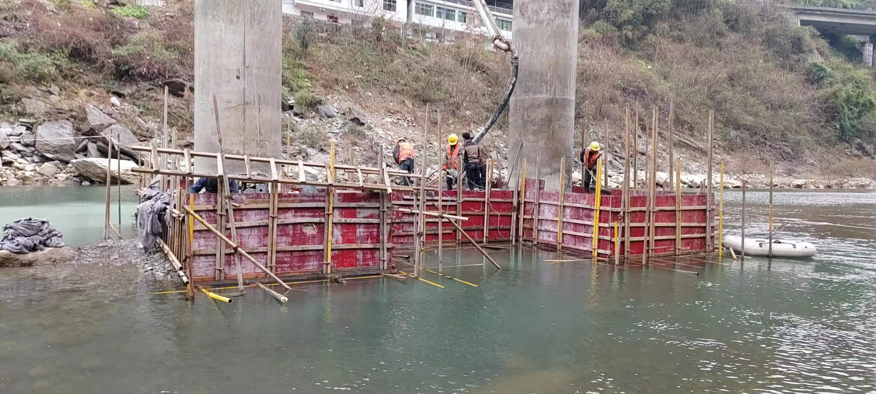 凉山水利工程施工中堤坝渗漏原因以及防渗加固技术